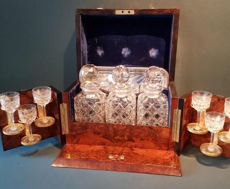 Superb Victorian Burr Walnut Tantalus Box - Image 1
