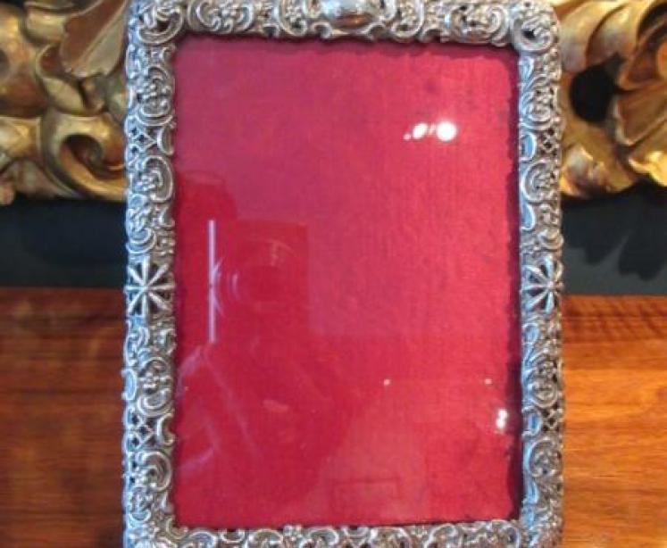 Victorian Silver Decorative Photo Frame - Image 7