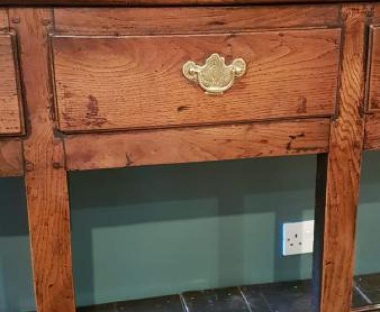 Superb Antique George II Period Oak Open Pot Board Dresser - Image 4