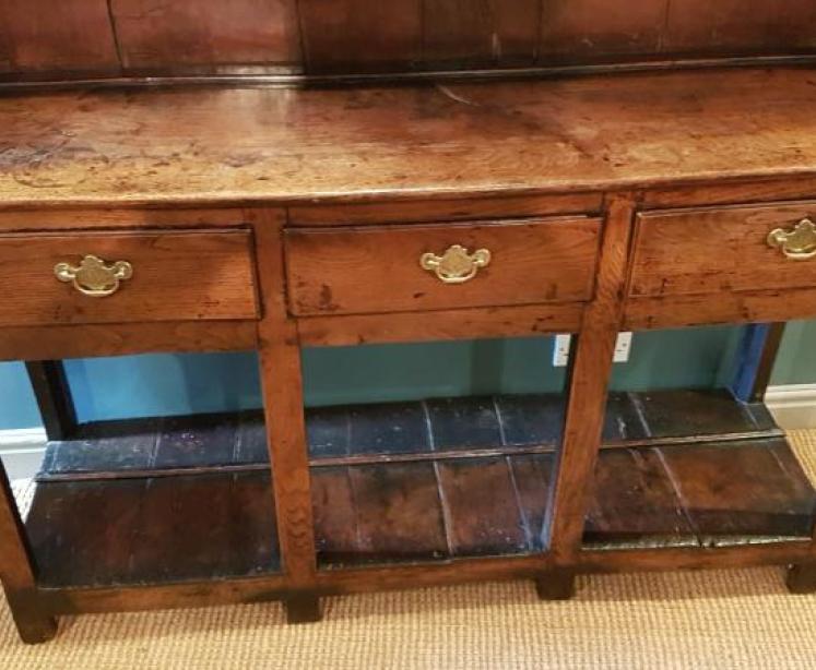 Superb Antique George II Period Oak Open Pot Board Dresser - Image 5