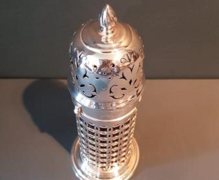 Victorian Silver Country House Sugar Castor - Image 5