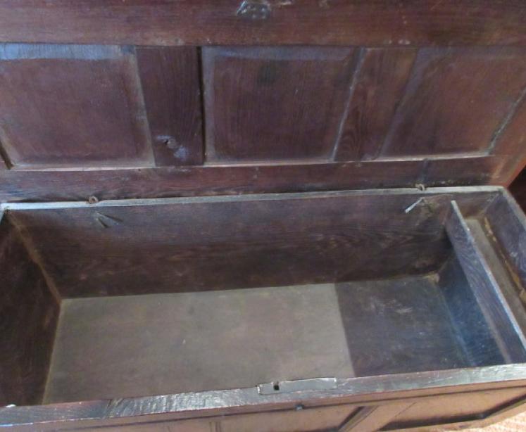 George I Period Oak Six Plank Coffer - Image 4