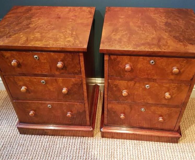 Matching Pair of Antique Victorian Burr Walnut Bedside Chests - Image 3