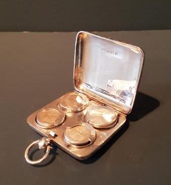 Rare Edwardian Silver Quadruple Sovereign Case