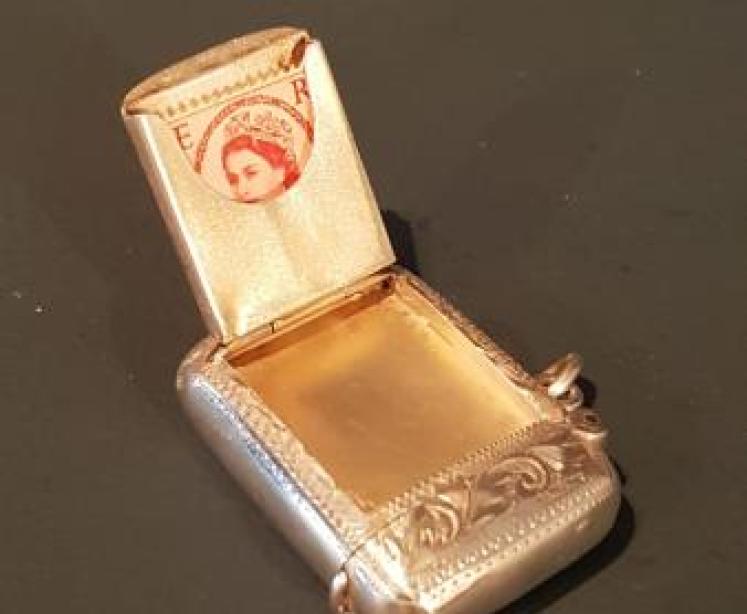 Silver Vesta and Stamp Case - Image 2