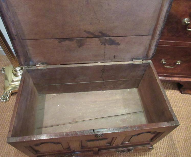 Small George II Period Oak Coffer Bach - Image 5