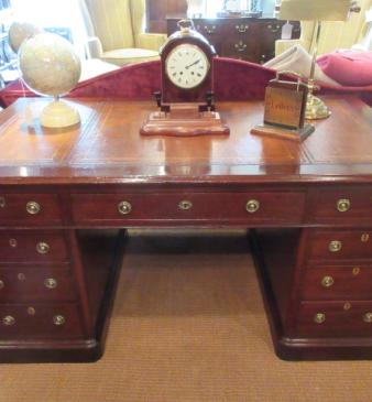 Superb Mid Victorian Mahogany Pedestal Desk 