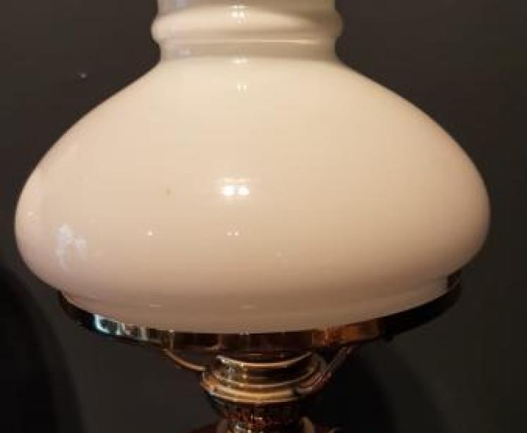 Matching Pair of Victorian Cranberry Glass Oil Lamps - Image 3