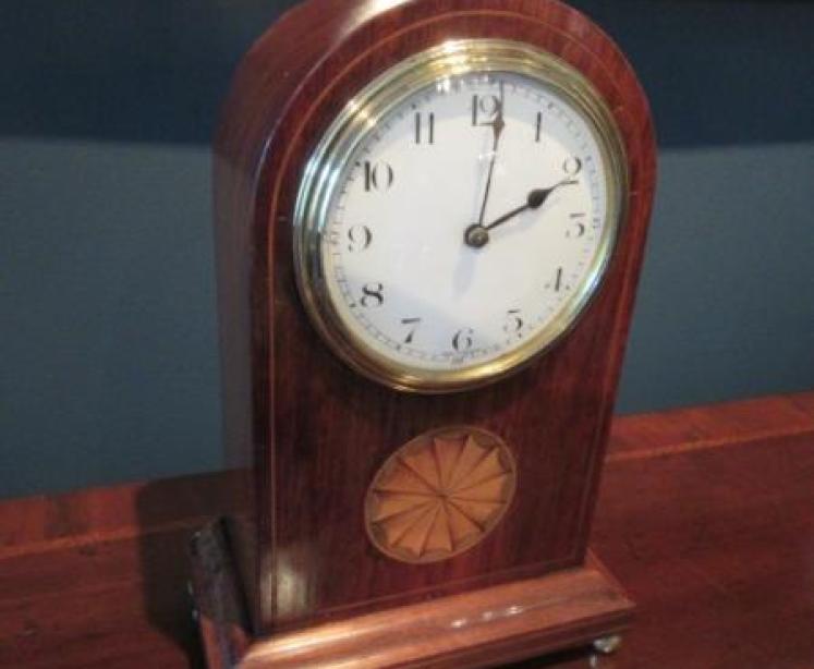 Antique Sheraton Inlaid Arched Top Mantel Clock - Image 1