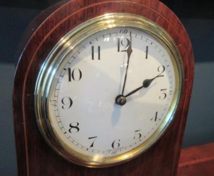 Antique Sheraton Inlaid Arched Top Mantel Clock - Image 2