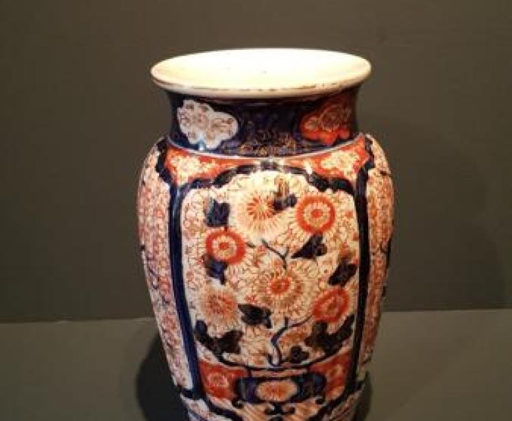 Victorian Imari Vase - Image 1
