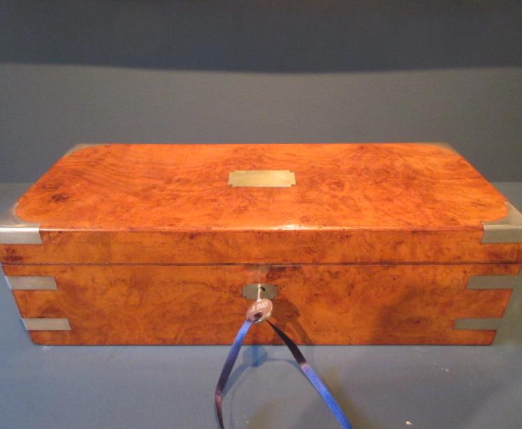 Antique Burr Walnut Architect, Paint & Illustrator's Box - Image 6