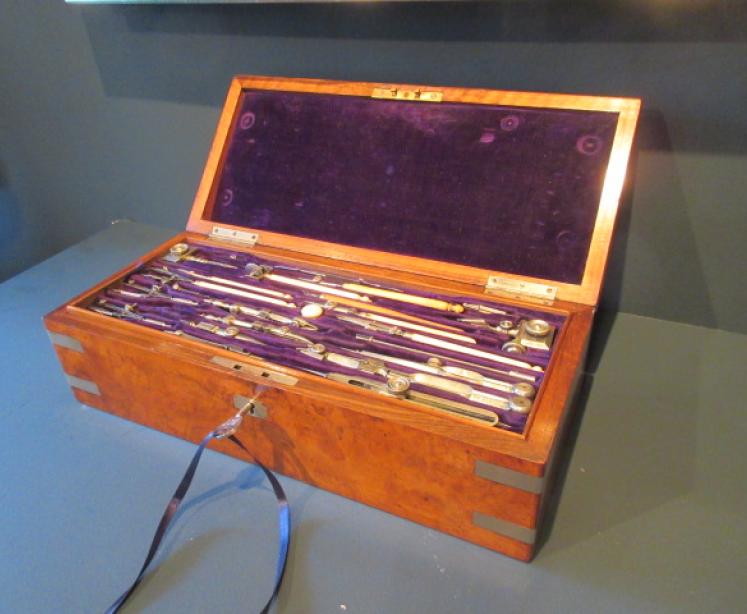 Antique Burr Walnut Architect, Paint & Illustrator's Box - Image 7