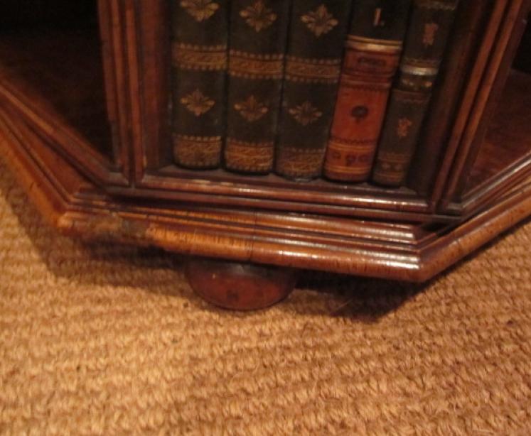 Superb Victorian Figured Revolving Book Table - Image 4