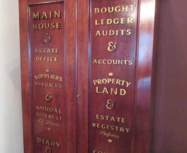 Fine Antique Mahogany Estate Double Cupboard - Image 3