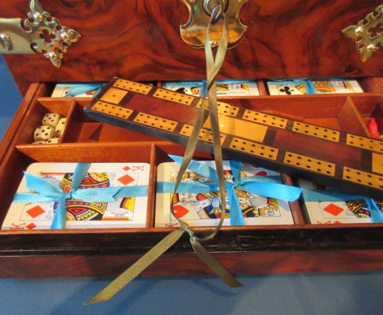 Stunning Antique Burr Walnut Tantalus & Games Box - Image 6