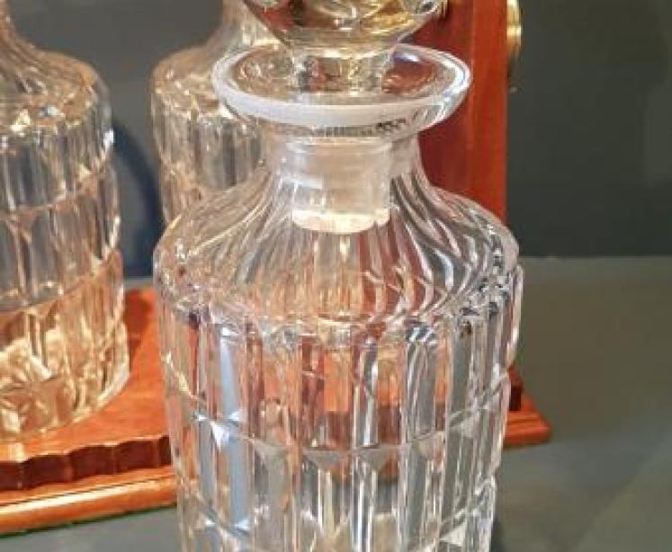 Victorian Mahogany and Brass 3 Bottle Tantalus - Image 3