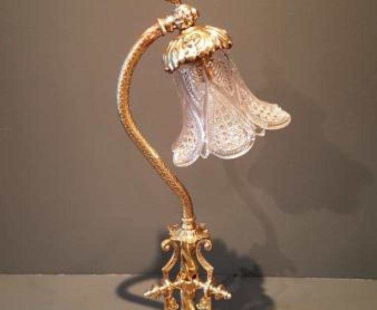 Superb Edwardian Cast Brass Table Lamp and Shade - Image 4