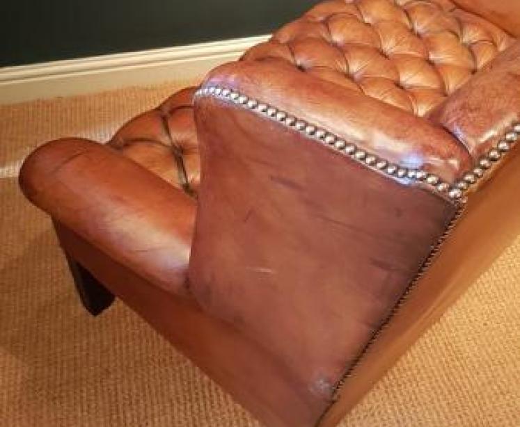 Small 1920's Wing Back Chesterfield Sofa - Image 4