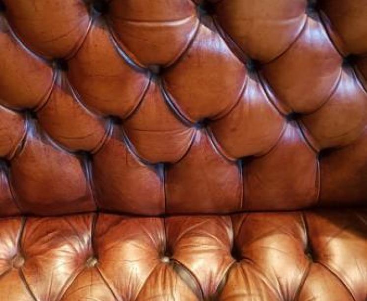 Small 1920's Wing Back Chesterfield Sofa - Image 5