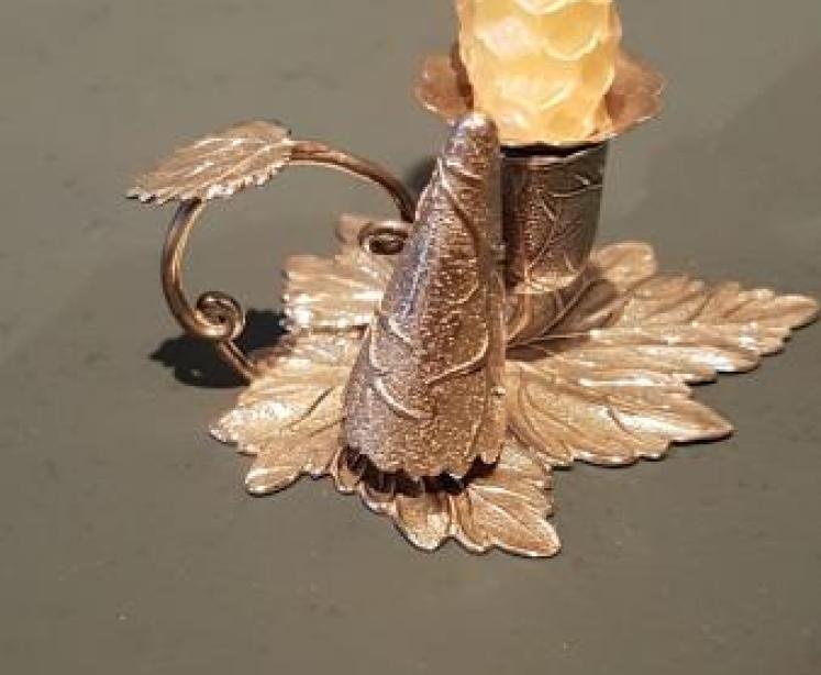 Superb Early Victorian Silver Leaf Design Chamberstick and Snuffer - Image 4