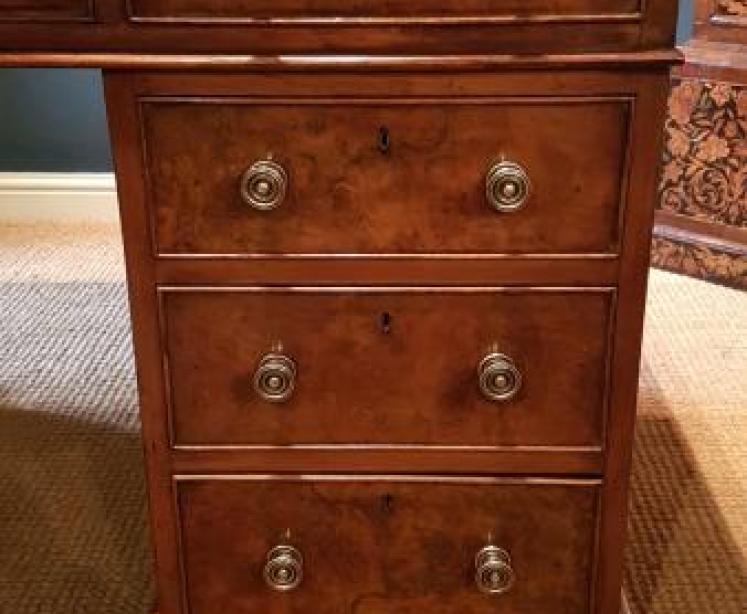 Outstanding Victorian Burr Walnut Pedestal Desk - Image 7