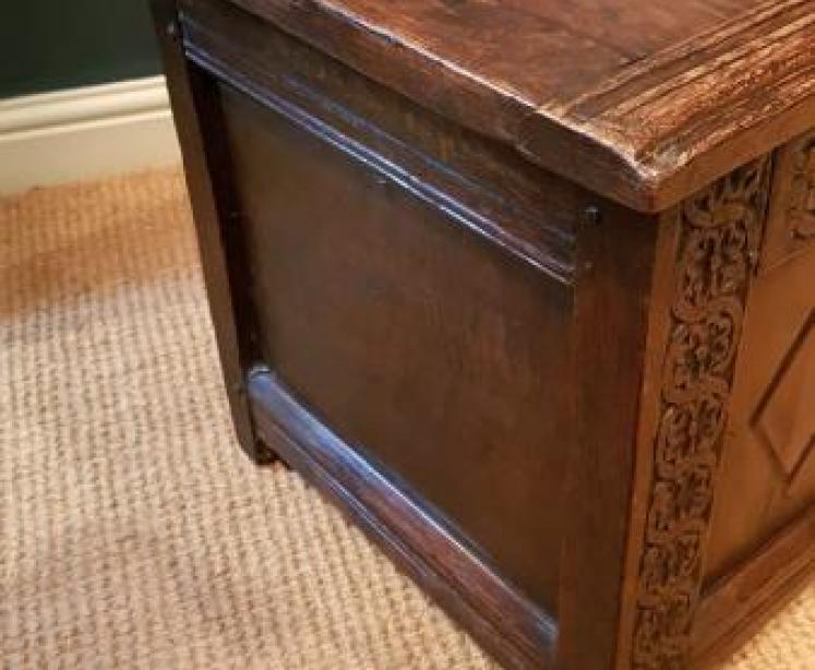 Superb Small Early Oak Three Panel Coffer - Image 4