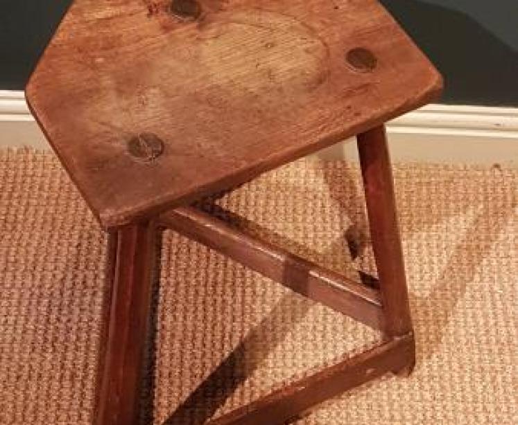 Primitive Ash and Elm Butlers Stool - Image 5