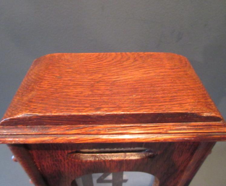 Late Victorian Solid Oak Perpetual Desk Calendar - Image 3
