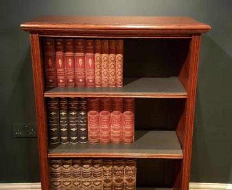 Superior Quality Victorian Oak Open Bookcase - Image 1