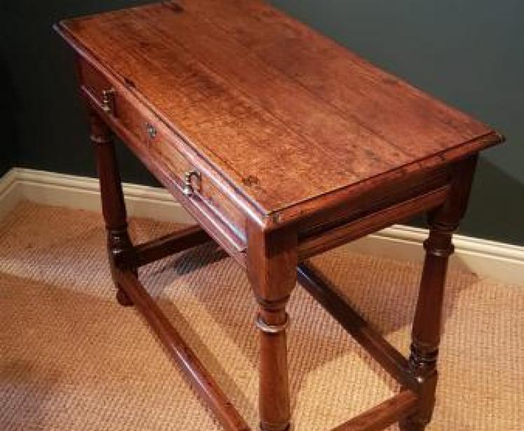 William and Mary Period Walnut Oak Side Table - Image 3