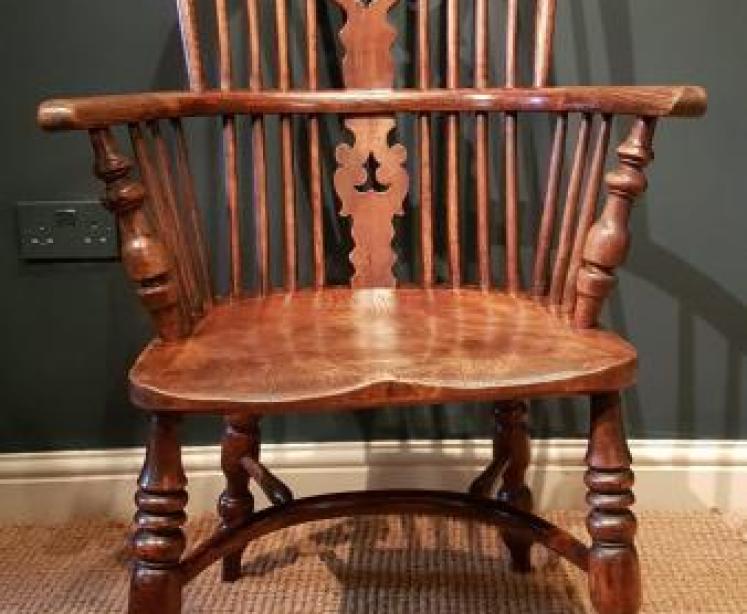 Early Victorian Ash and Elm High Back Windsor Chair - Image 1