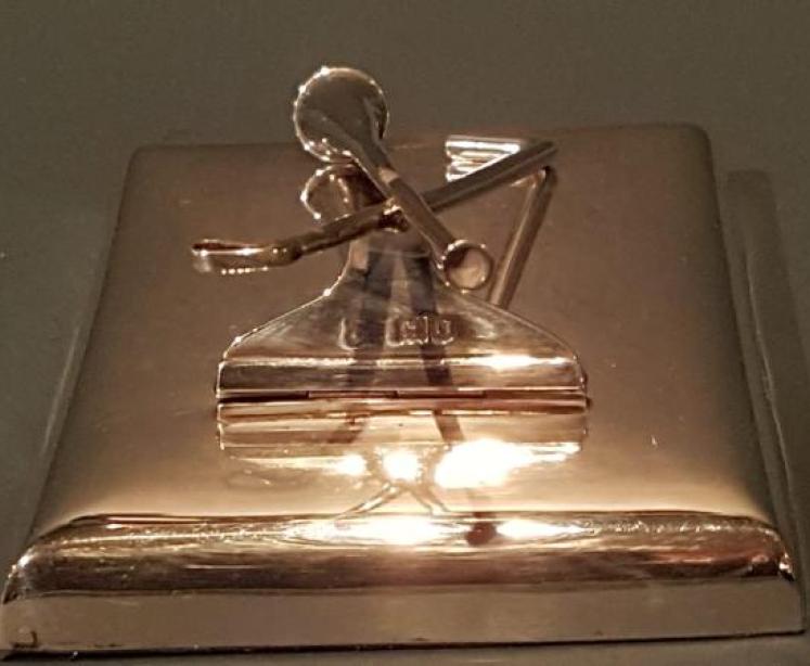 Silver Desk Top Paperclip - Image 7