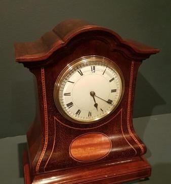 Quality Moulded Base Edwardian Mantle Clock 