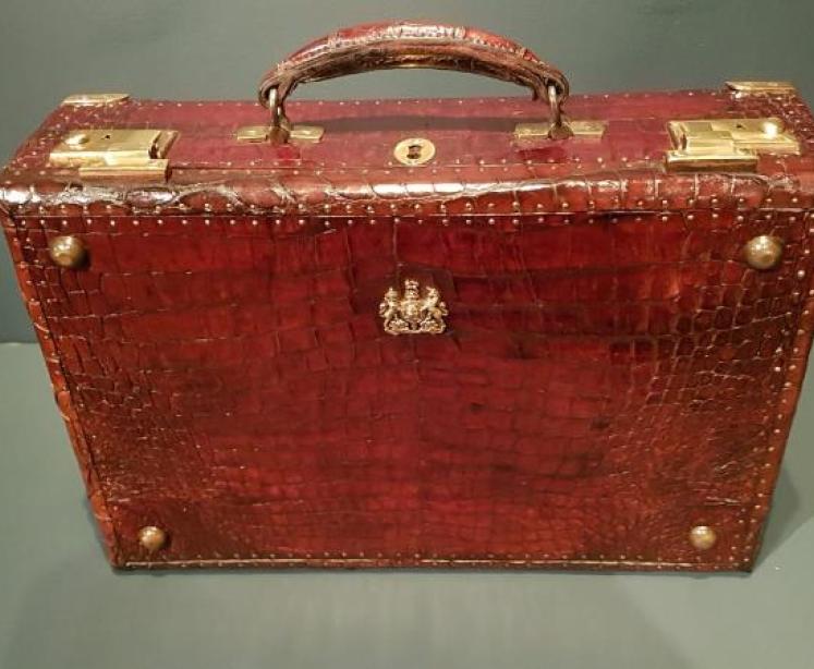 Superb 1920's Crocodile Skin Dispatch Case - Image 5