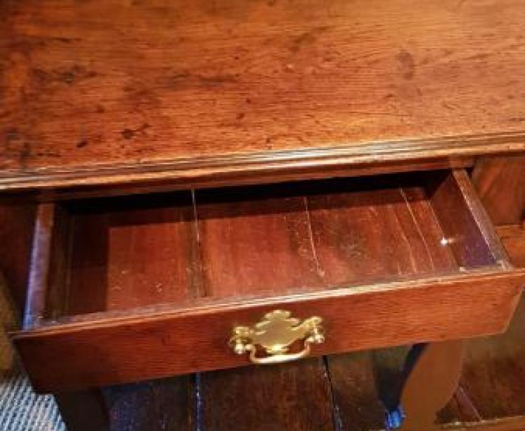 George II Oak Open Pot Board Dresser - Image 4