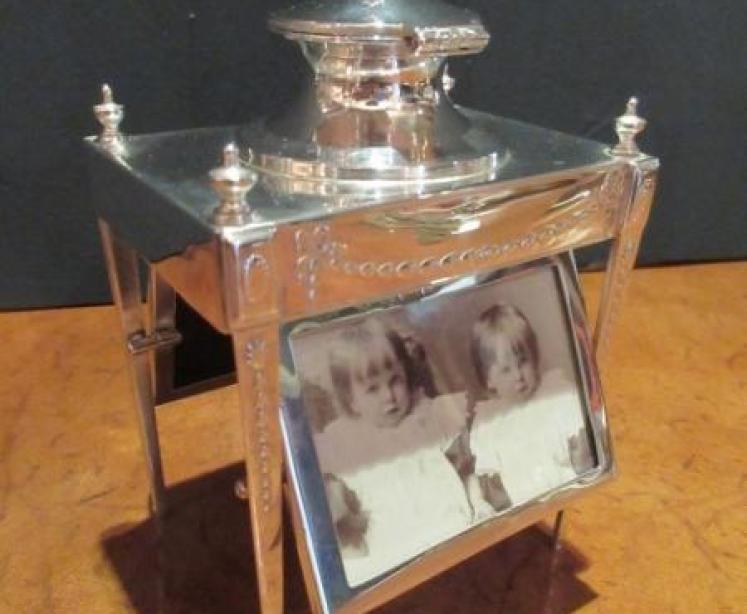 Superb Antique Silver Desktop Photo Frame & Inkwell Stand - Image 5