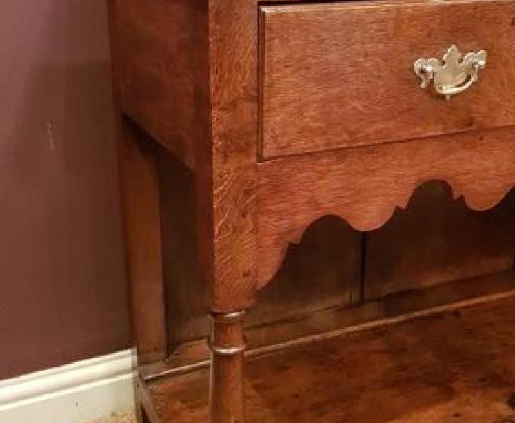 Small George II Period Oak Open Pot Board Dresser - Image 3