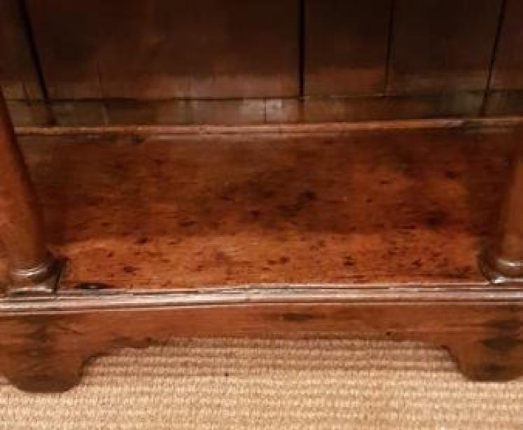 Small George II Period Oak Open Pot Board Dresser - Image 7