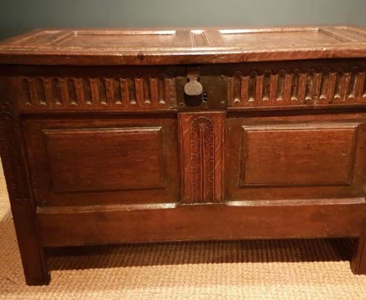 Small Period Oak Two Panel Coffer  - Image 6