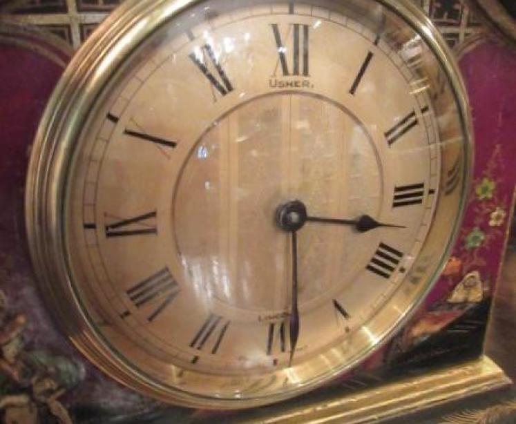 Antique Maroon Chinoiserie 8 Day Lacquered Mantel Clock - Image 2