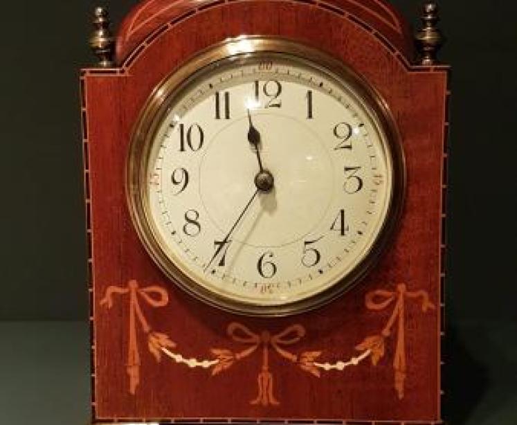 Fine Quality Edwardian Inlaid Mahogany Mantel Clock - Image 1