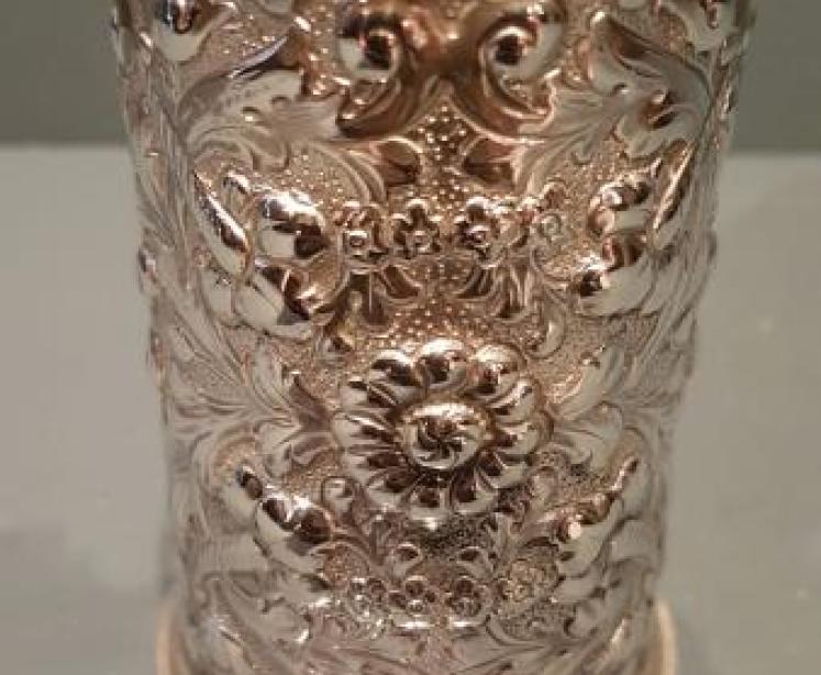Fine Quality Victorian Silver Sugar Castor - Image 3