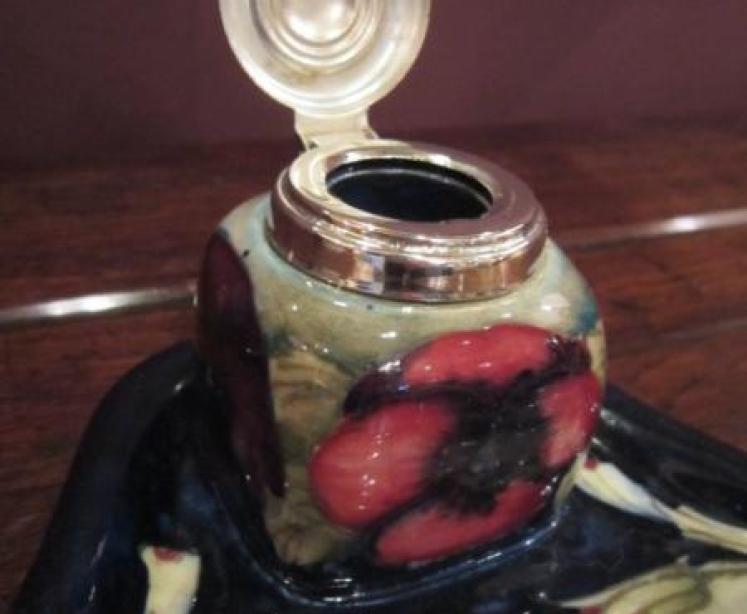 Rare Moorcroft Pansy Pen & Ink Stand - Image 4