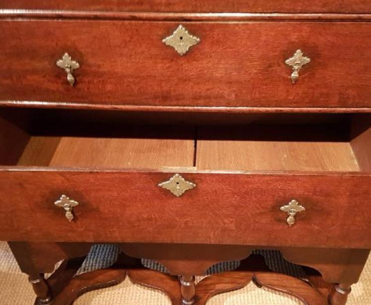 Outstanding Original George I Oak Chest on Stand - Image 3