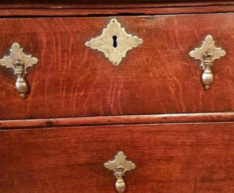 Outstanding Original George I Oak Chest on Stand - Image 5