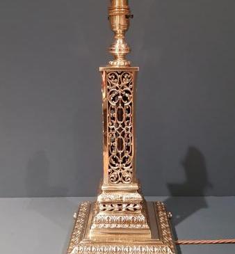 Impressive Late Victorian Cast Brass Table Lamp