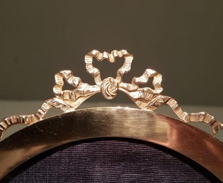 Edwardian Silver Circular Photo Frame - Image 4