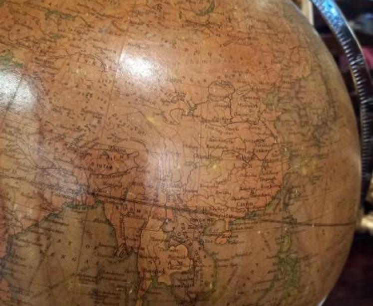 Superb Antique 12" Papier Mache Terrestrial Globe - Image 3