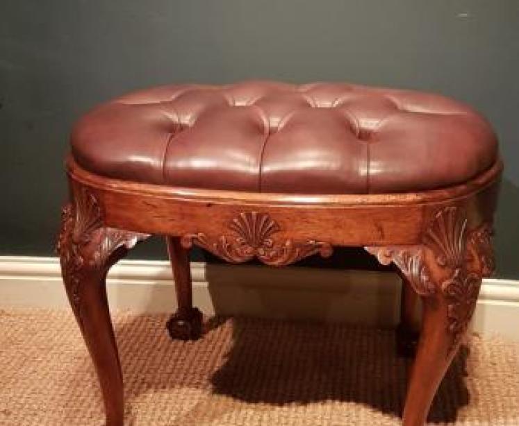Fine Quality George III Style Walnut Stool - Image 2